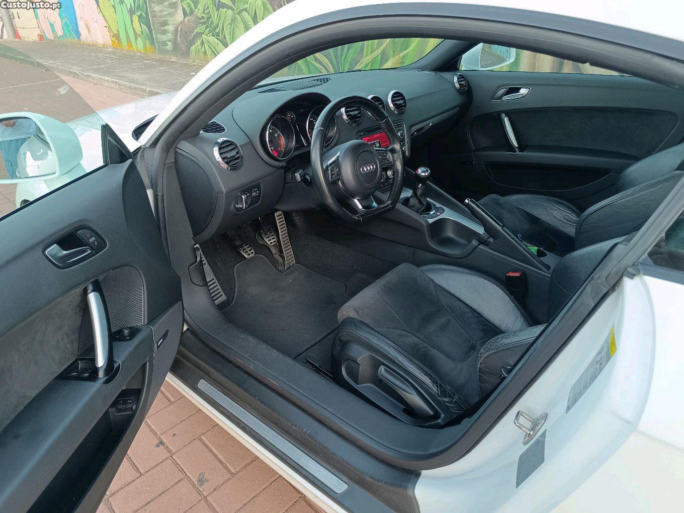 Audi TT 8j 2.0 TFSI — fotografia 7