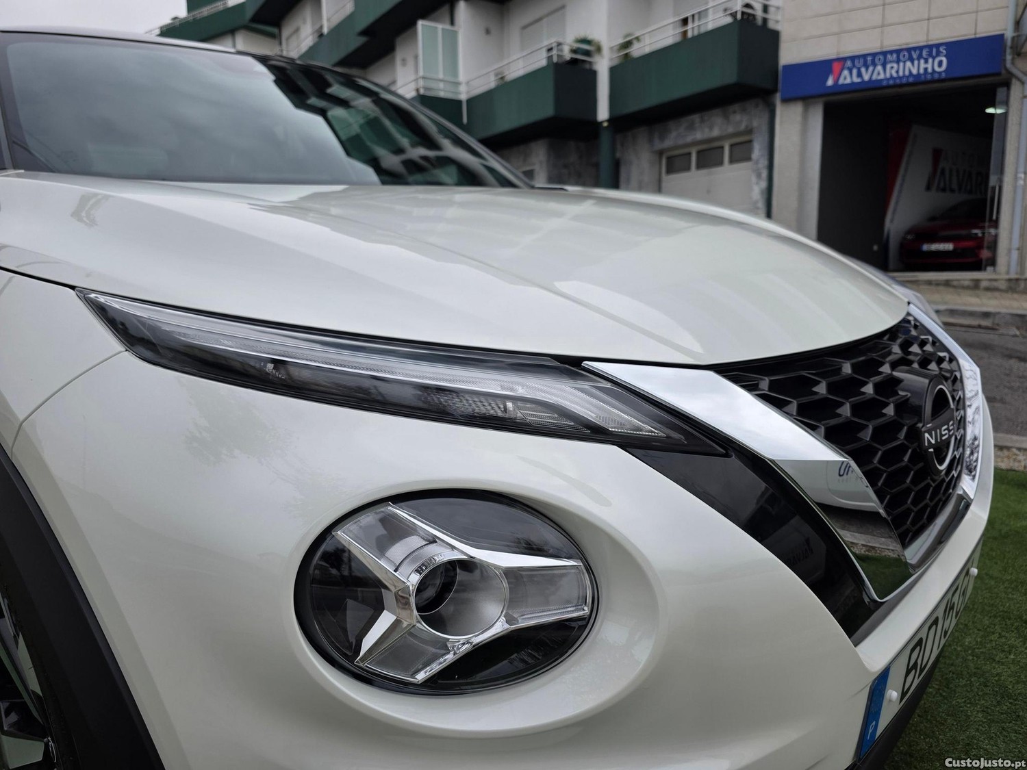 Nissan Juke 1.0 DIG-T Tekna Two Tone — photo 3