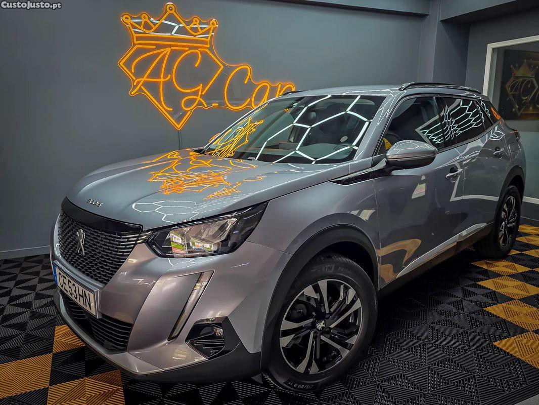 Peugeot 2008 PureTech 130 EAT8 Allure — photo 2