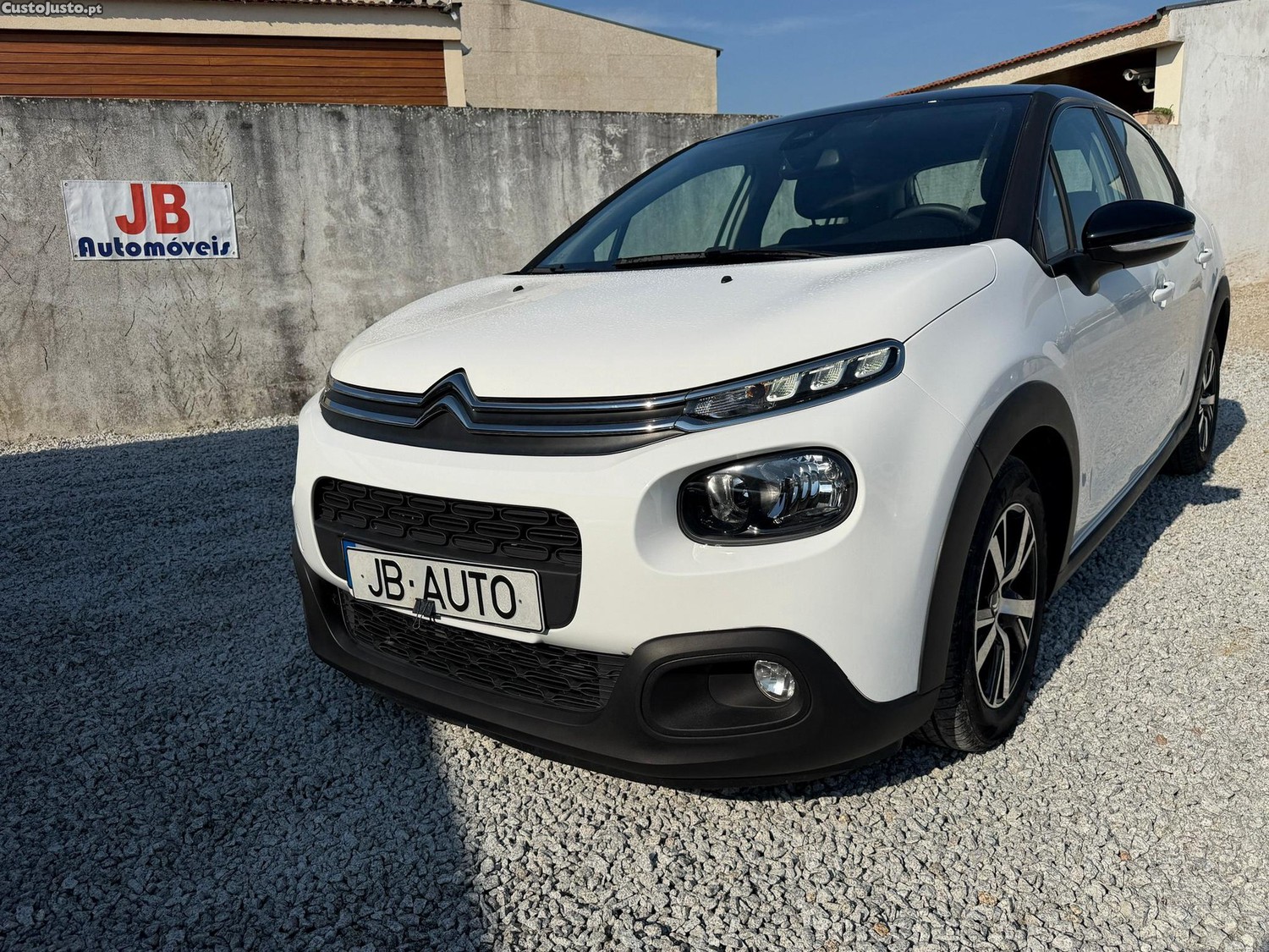 Citroën C3 1.5 BlueHDi Feel — fotografia 12