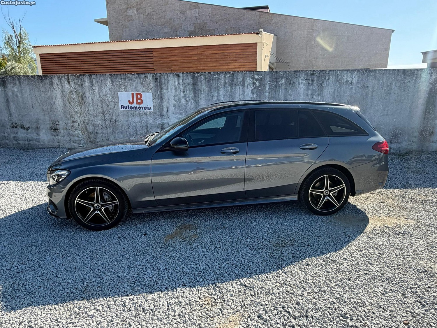Mercedes-Benz C 220 d AMG Line - 17 — photo 5