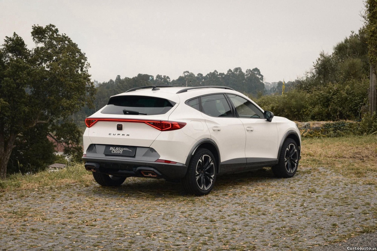 CUPRA Formentor Teto de abrir - DSG 1.4 Hybrid 204cv - 23 foto 2