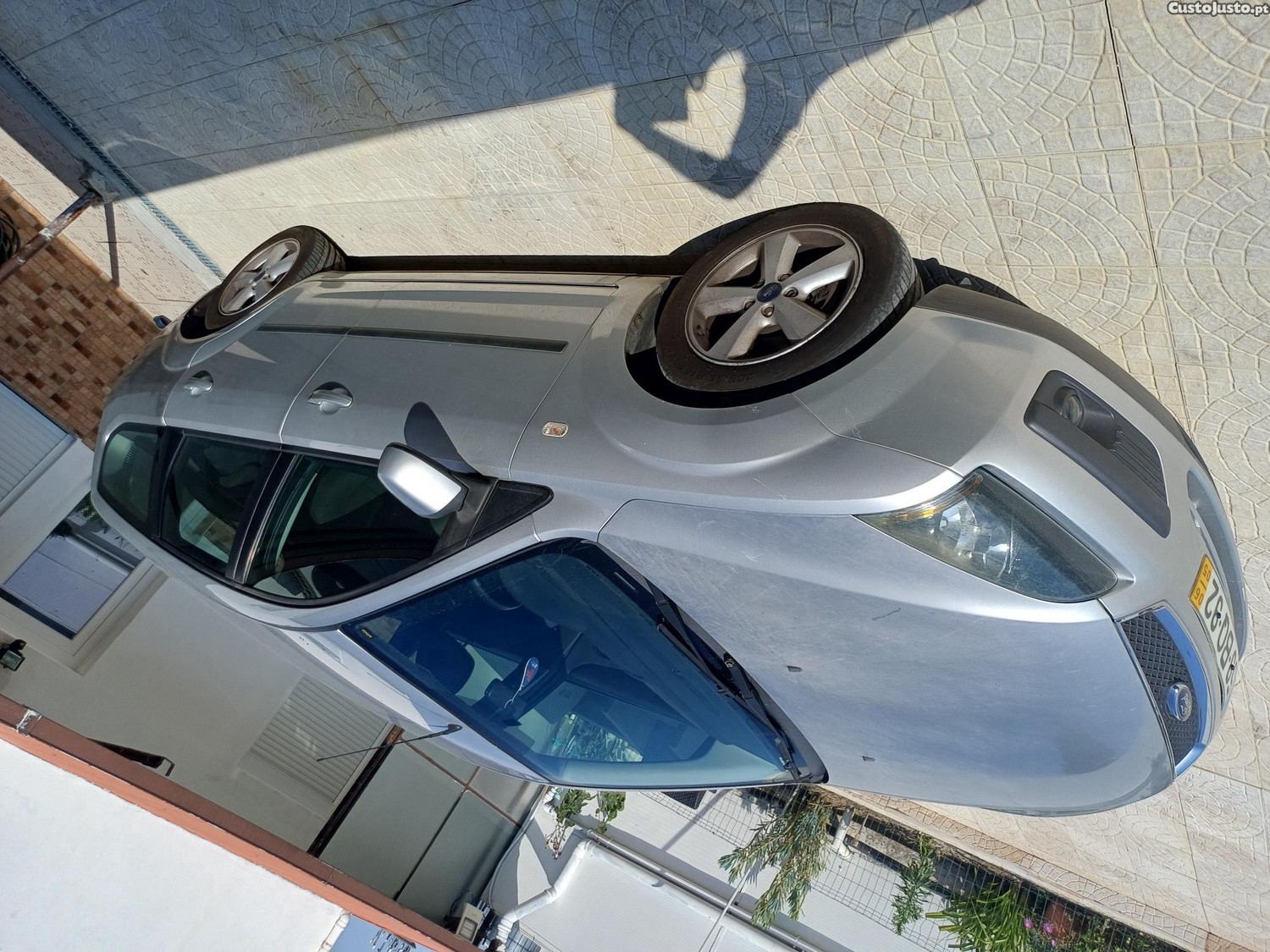 Ford Focus 1.6 tdci — fotografia 9