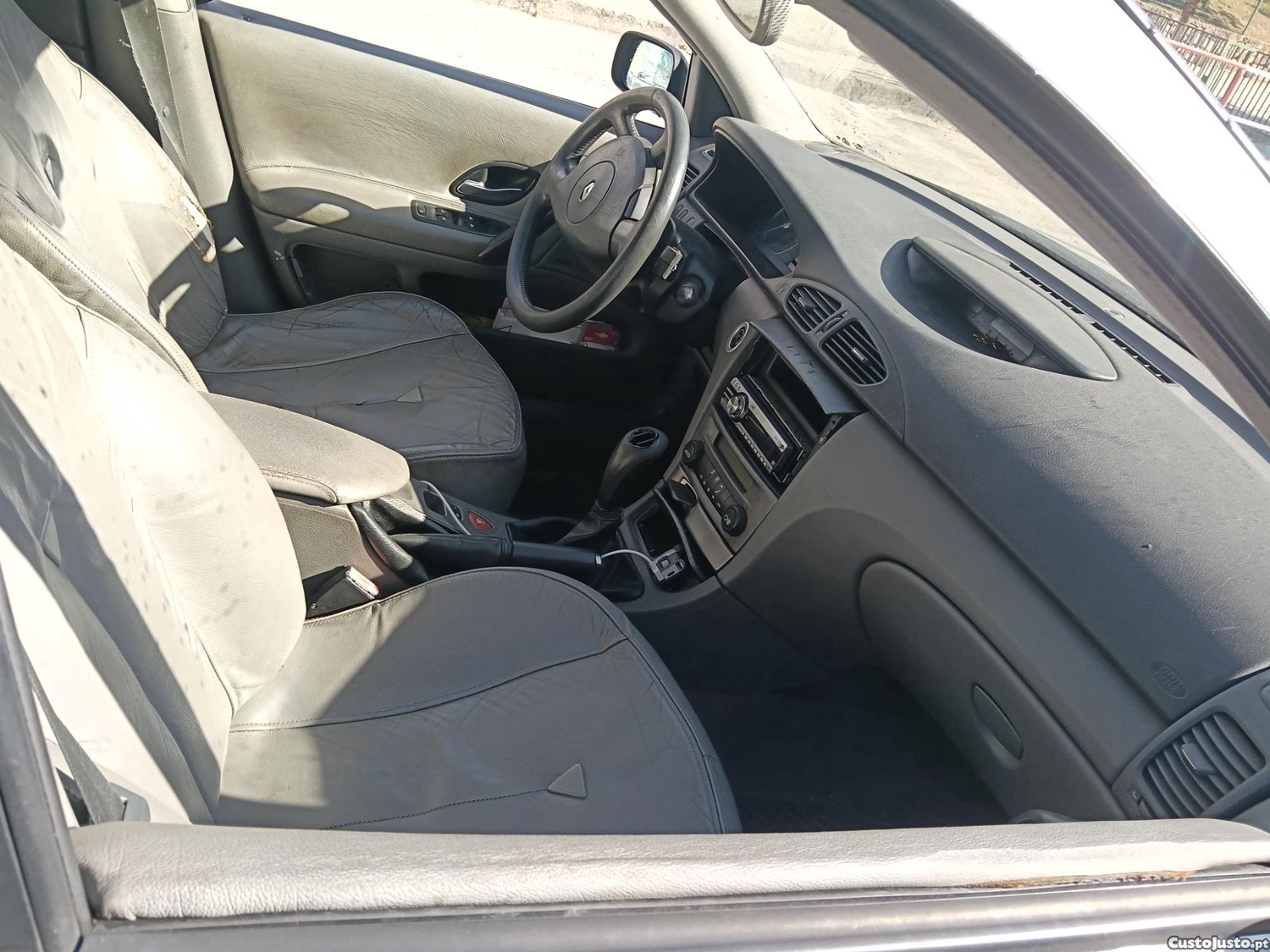 Renault 4 (Laguna) - 03 foto 2