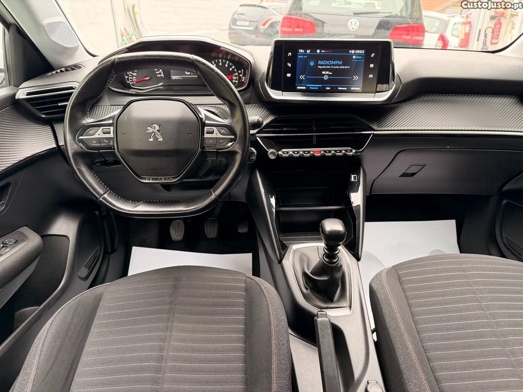 Peugeot 208 1.5 BlueHdi 102cv ( Diesel ) — fotografia 9