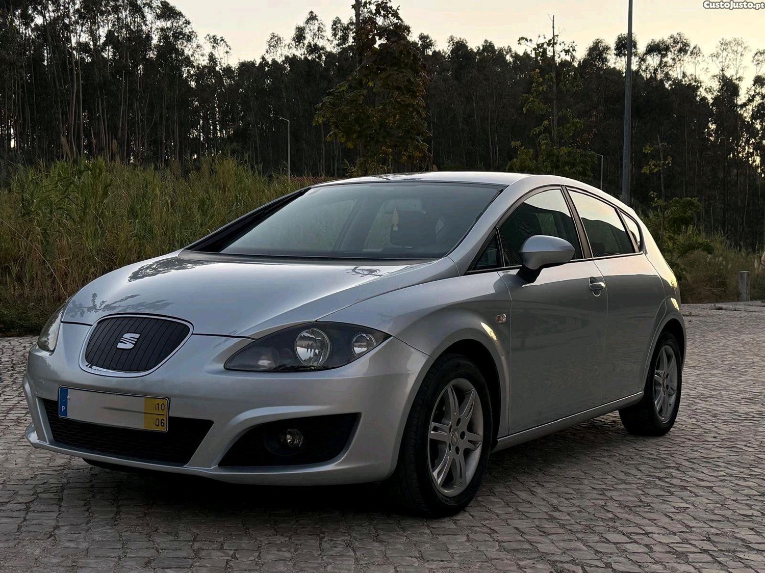 Seat Leon 1.6TDI 105cv ecomotive 183.000k - 10 foto 3
