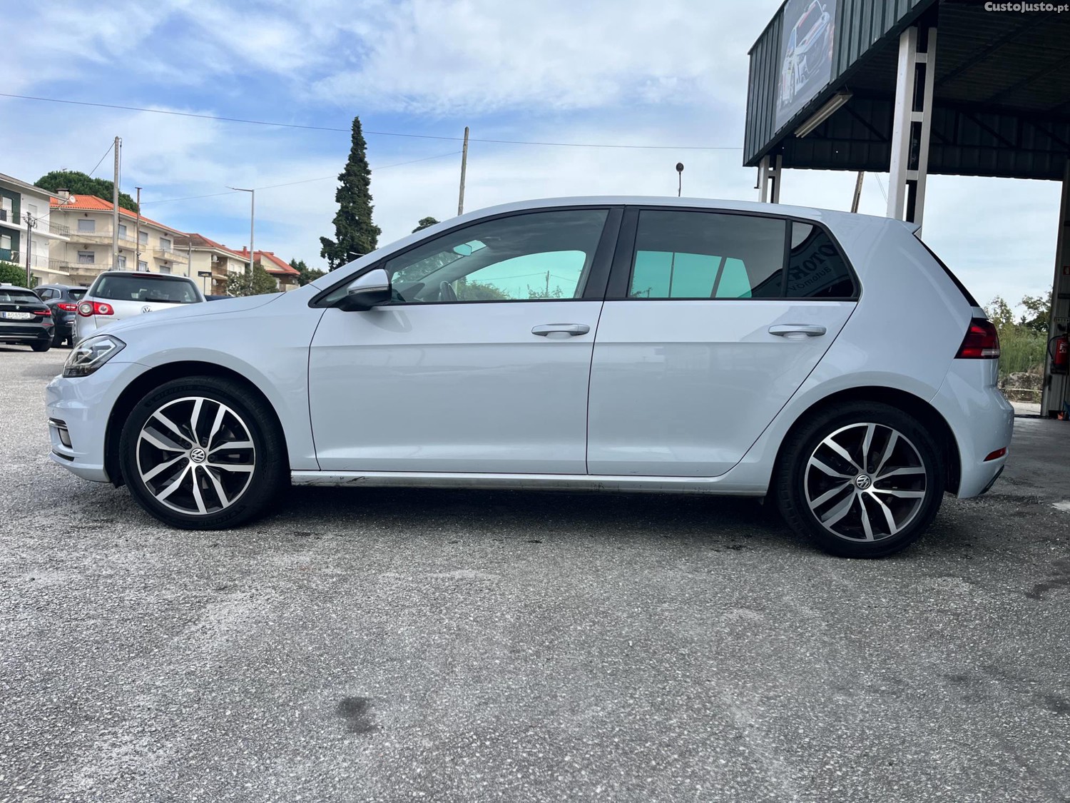 VW Golf 1.5 TSI BlueMotion - 18 — photo 4