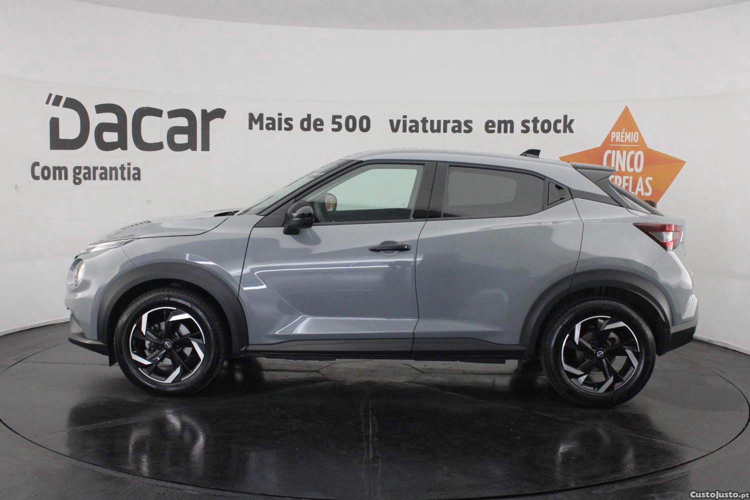 Nissan Juke 1.0 DIG-T ACENTA (AUTO) — fotografia 35