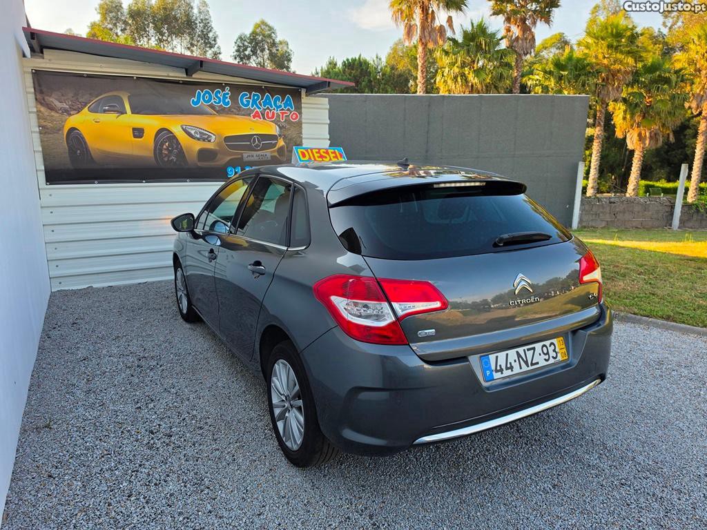 Citroën C4 1.6Hdi 114cv IVA DEDUTÍVEL 08/2013 — fotografia 10