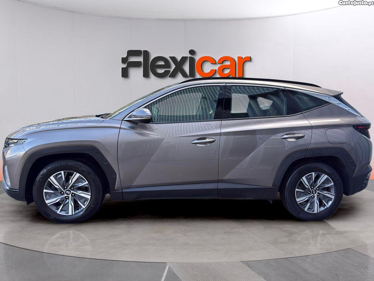 Hyundai Tucson 1.6 T-GDI PREMIUM - 22 foto 4