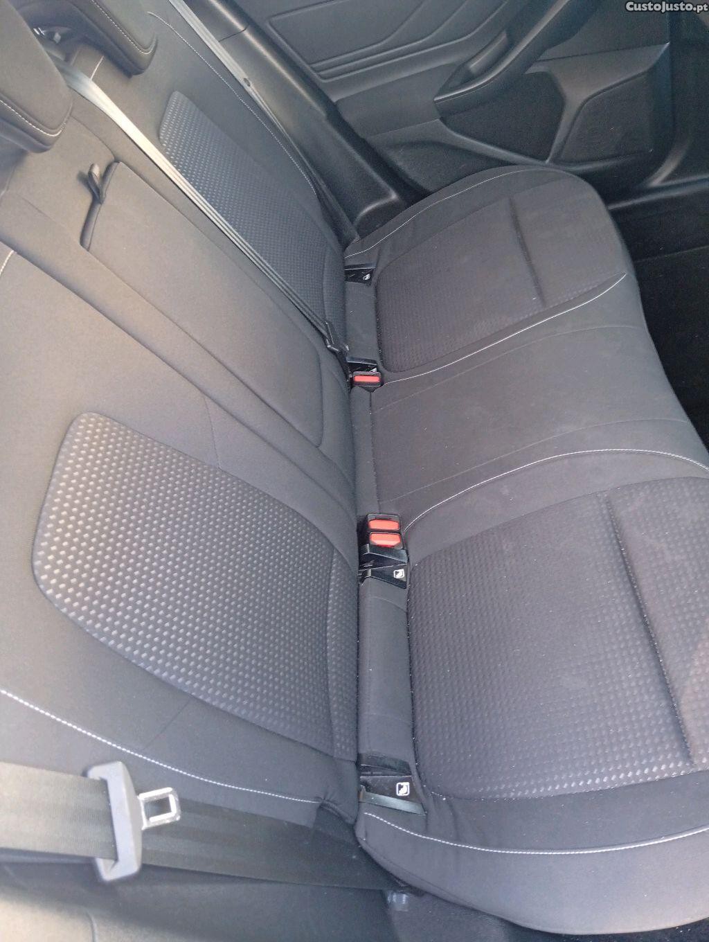 Ford Focus 1.5 — fotografia 2