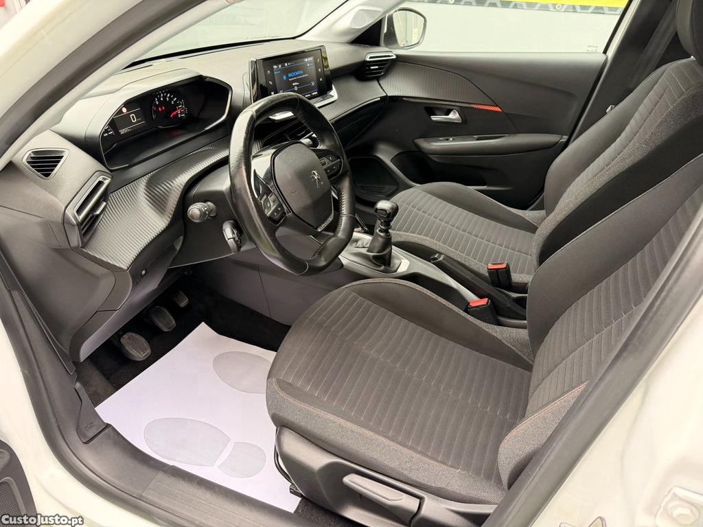 Peugeot 208 1.5 BlueHdi 102cv ( Diesel ) — fotografia 6