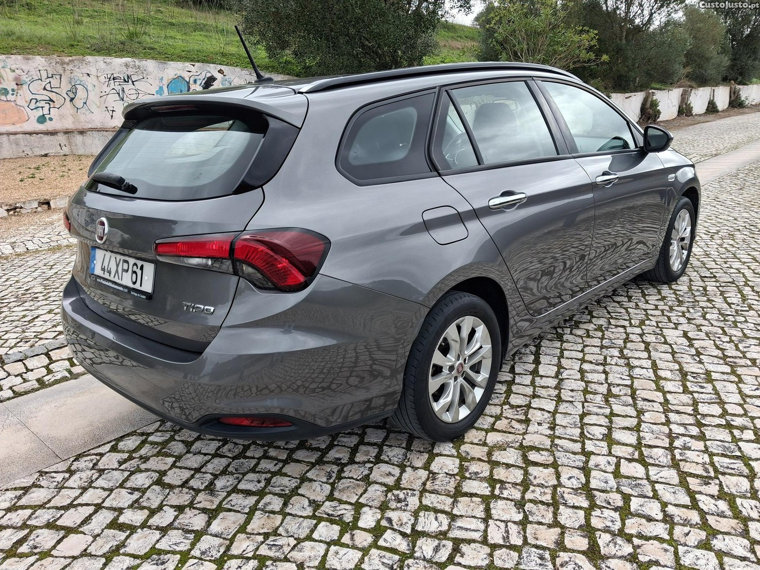 Fiat Tipo 1.4 Lounge — fotografia 22