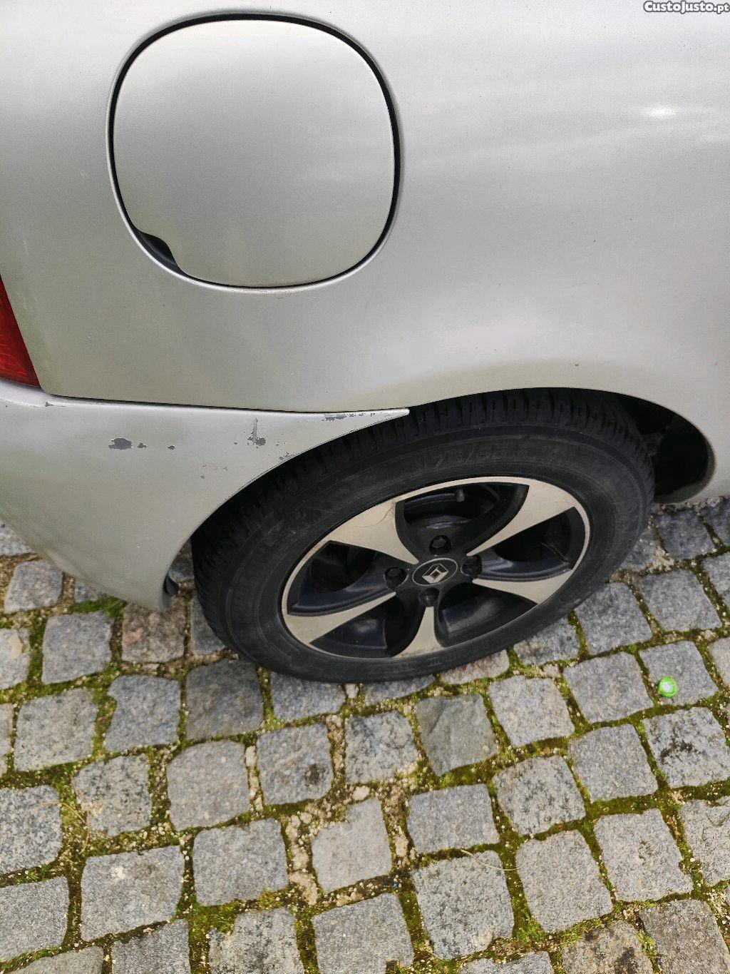 Renault Clio Storia — fotografia 4