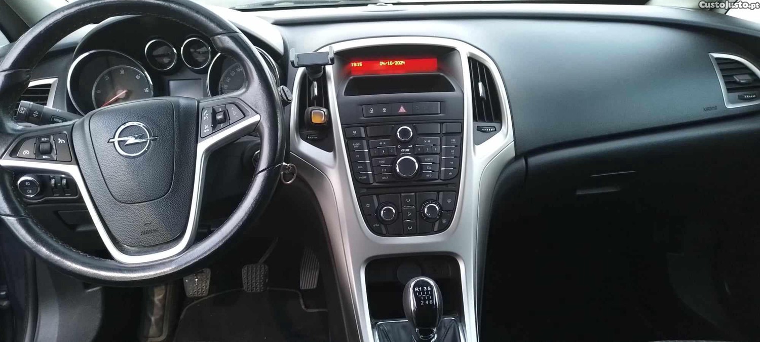Opel Astra 1.7 CDTI — photo 4