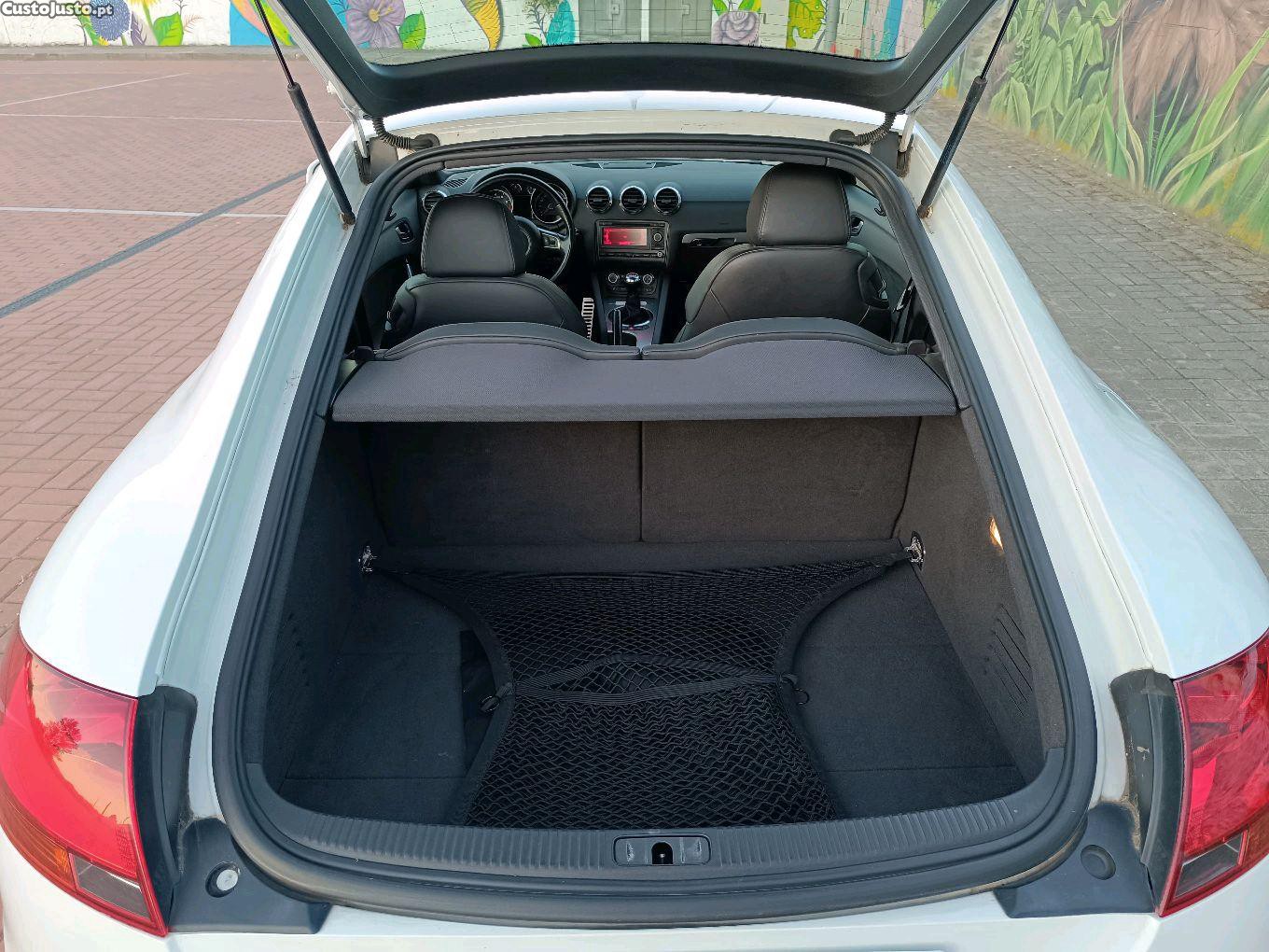 Audi TT 8j 2.0 TFSI — fotografia 6