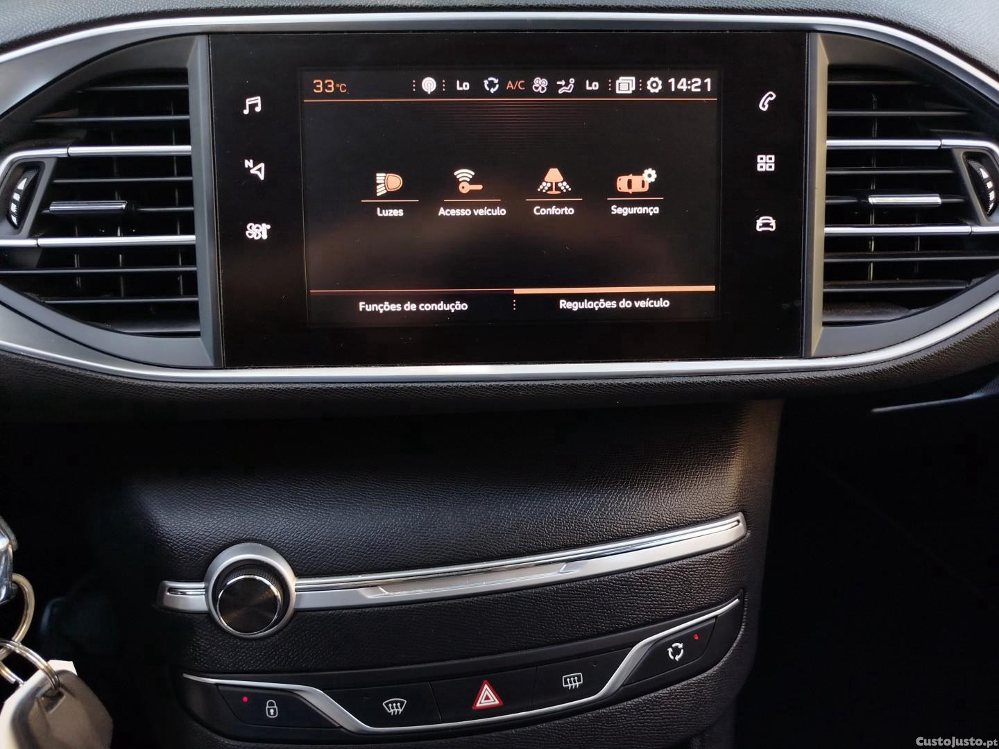 Peugeot 308 1.2 PureTech Style — fotografia 5