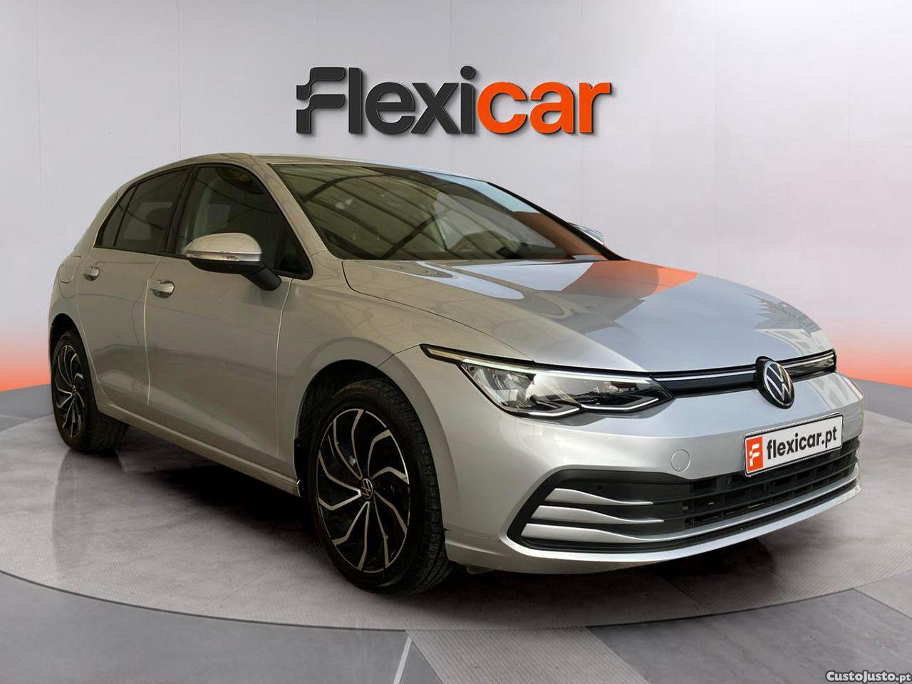VW Golf 1.0 Tsi Life - 23 — photo 4