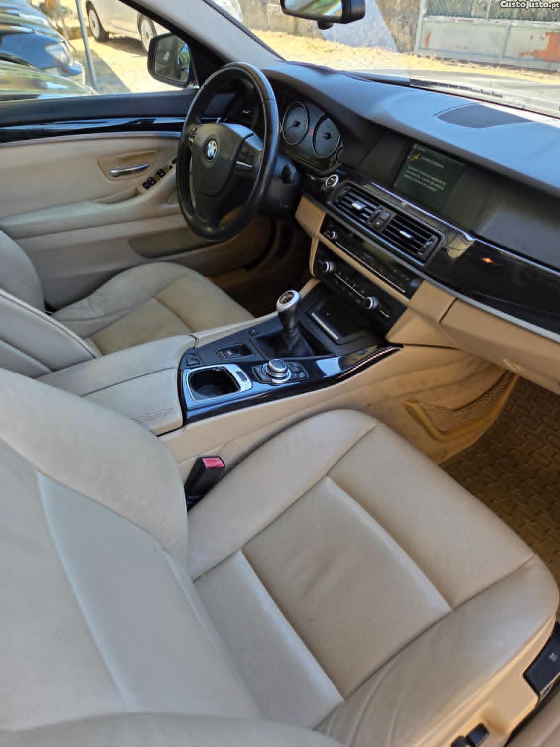BMW 520 d - 10 foto 2