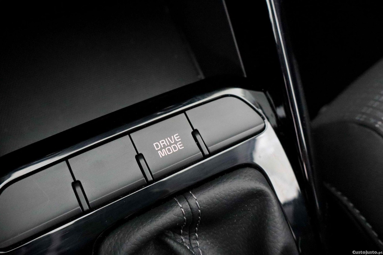 Kia Stonic 1.0 T-GDI Drive 7DCT — fotografia 11