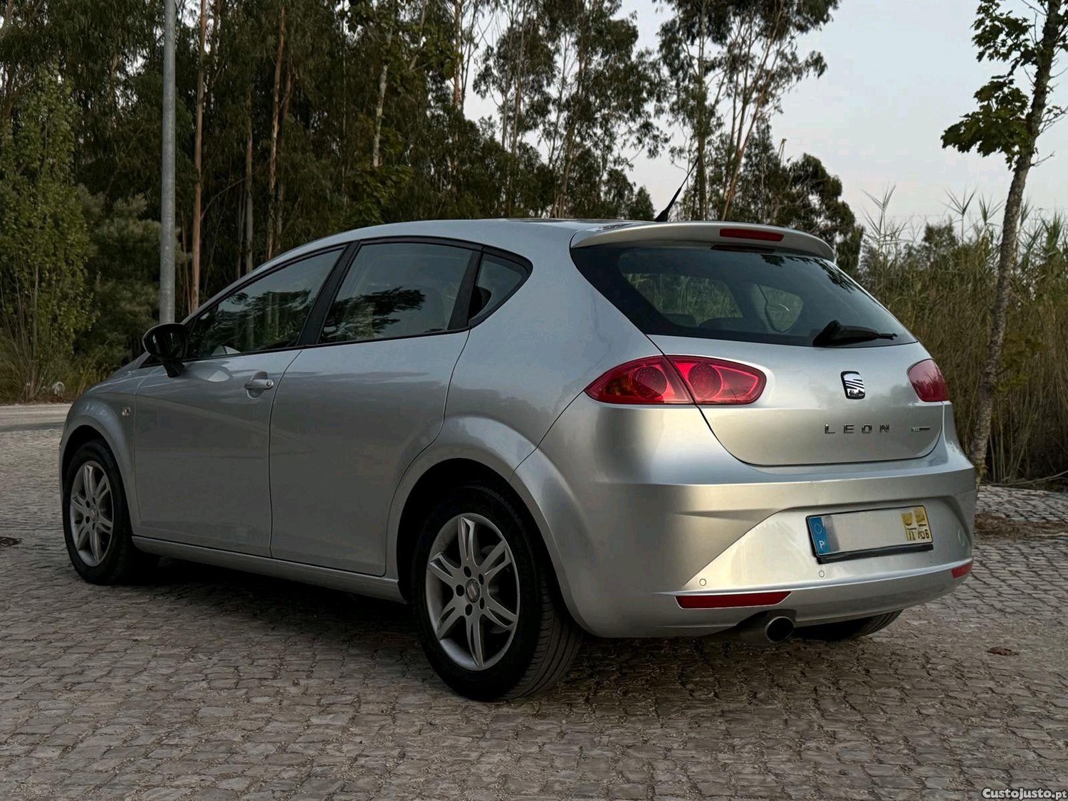 Seat Leon 1.6TDI 105cv ecomotive 183.000k - 10 foto 4