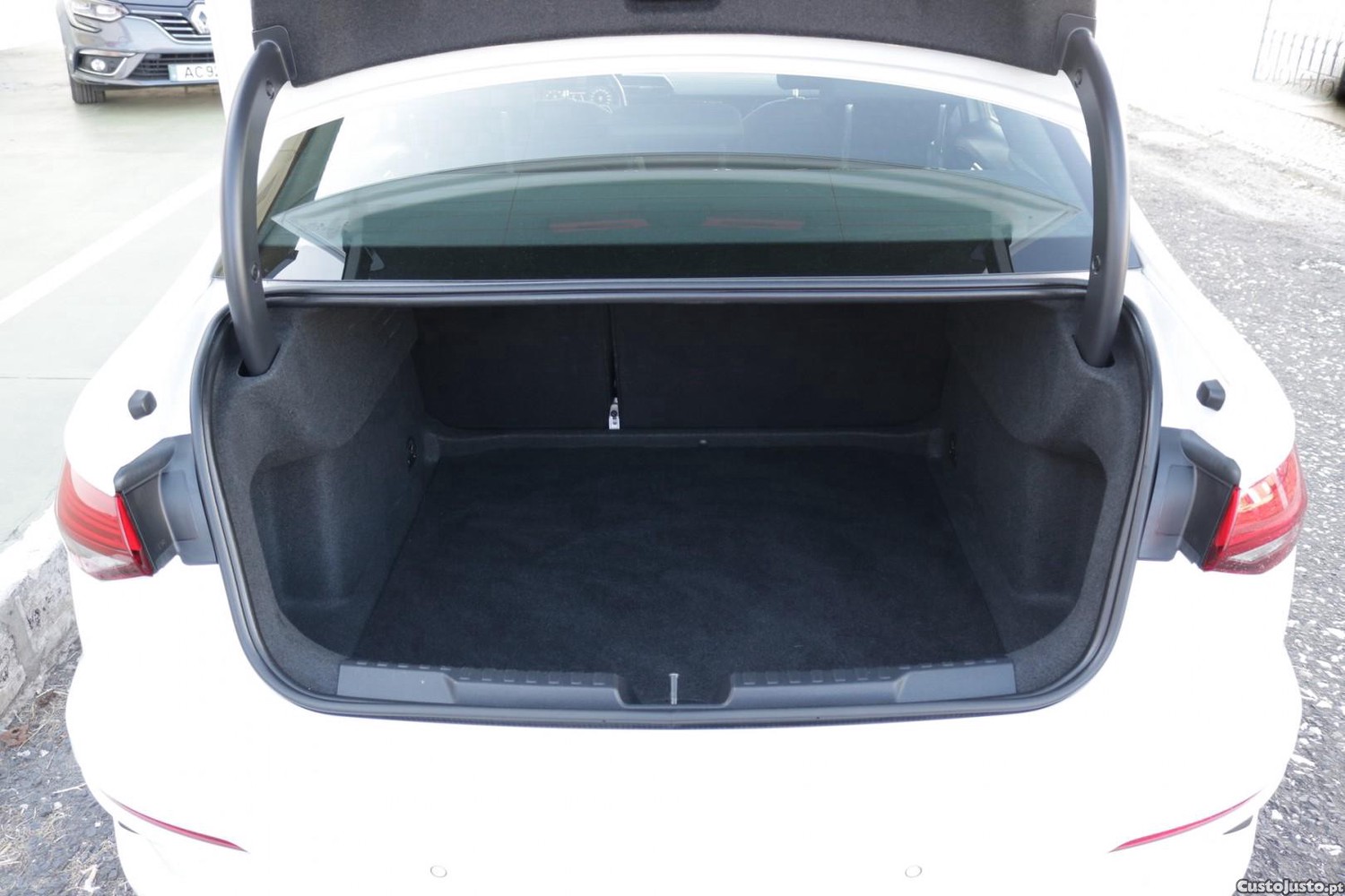 Audi A3 Limousine 30 TFSI Advanced — fotografia 47