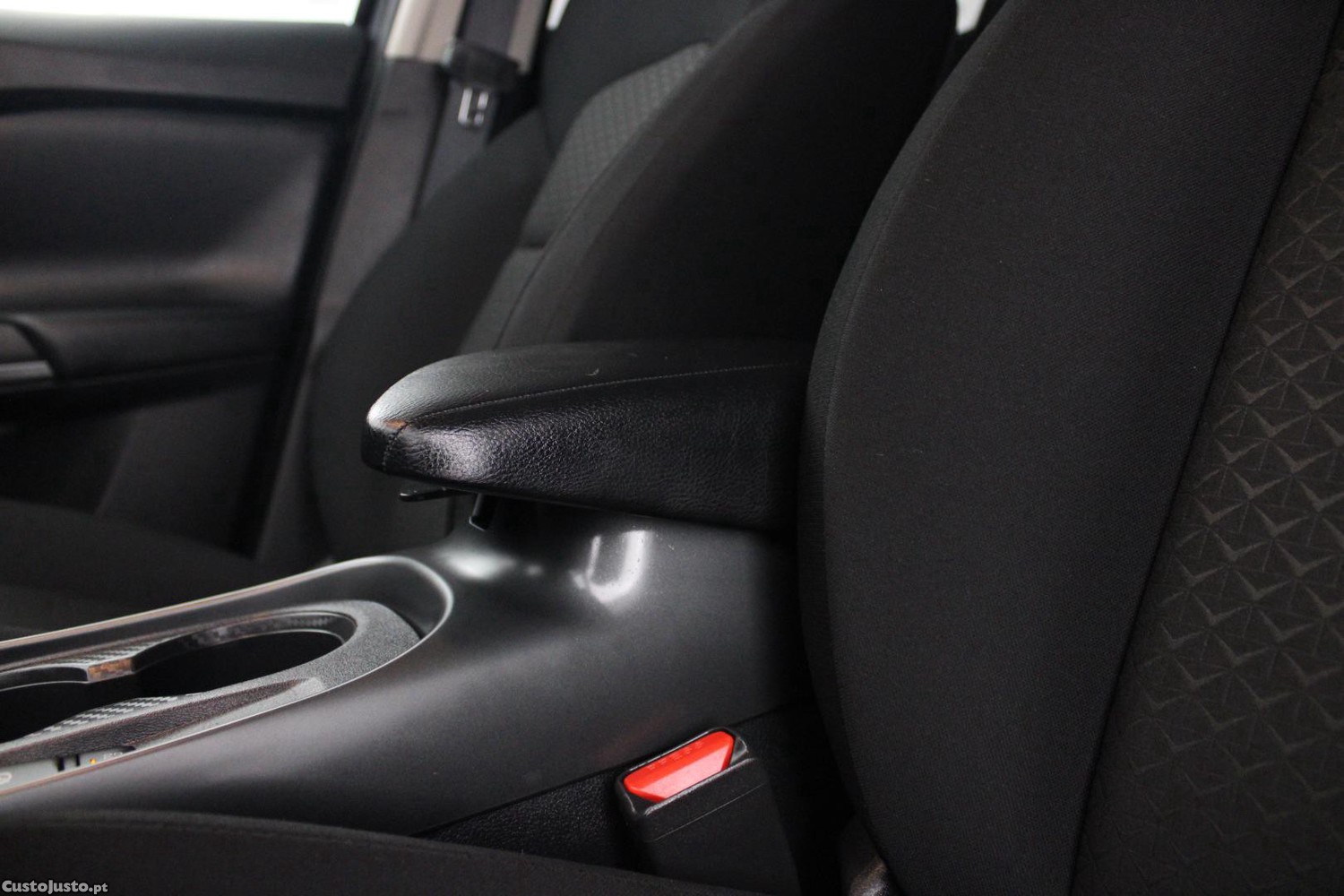 Nissan Juke 1.0 DIG-T ACENTA (AUTO) — fotografia 8