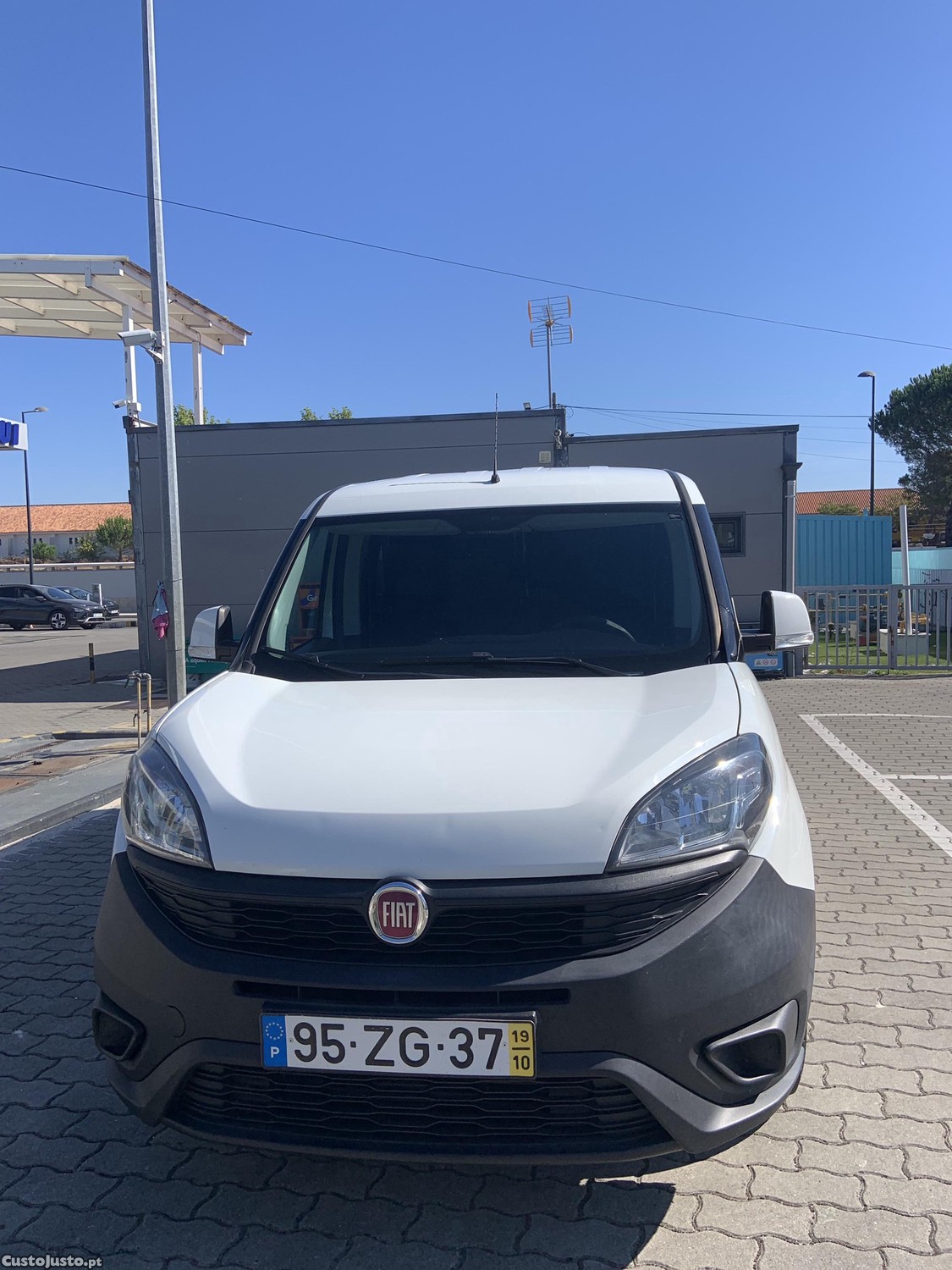 Fiat Doblo 1.3 multijet — fotografia 10