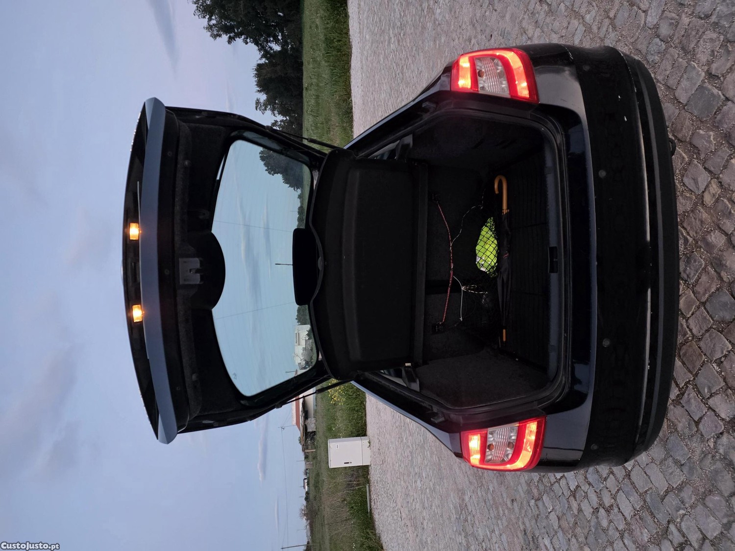 Skoda Rapid 1.6Tdi 105cv 5p — fotografia 6