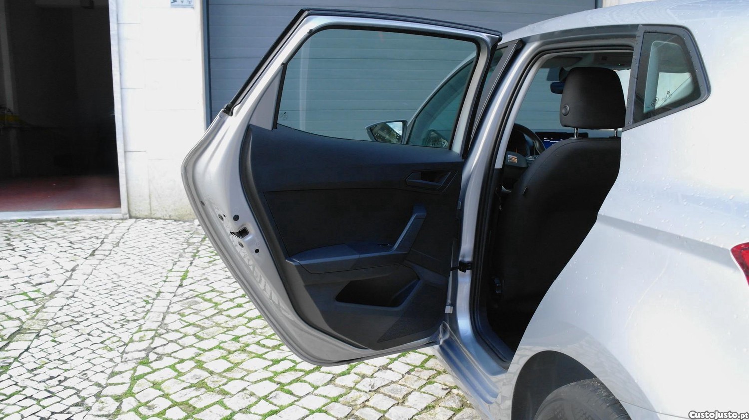 SEAT Ibiza 1.0 TSI Style DSG — fotografia 13