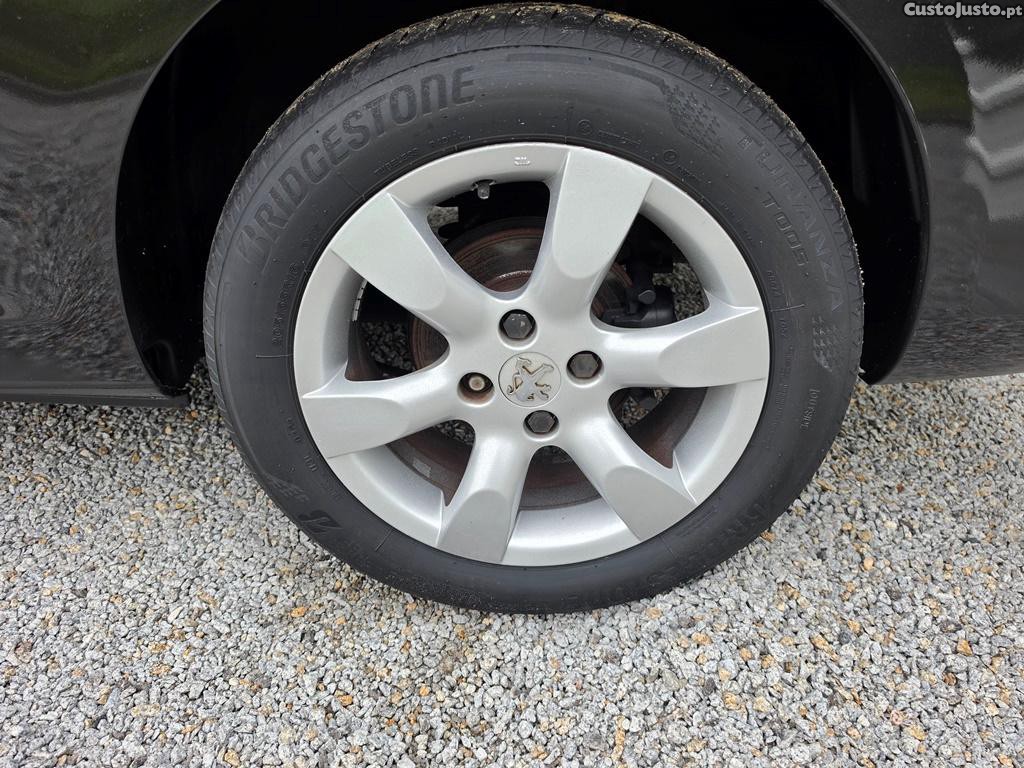 Peugeot 307 Sw 7 Lugares 1.6HDi 90Cv 11/2006 — fotografia 10