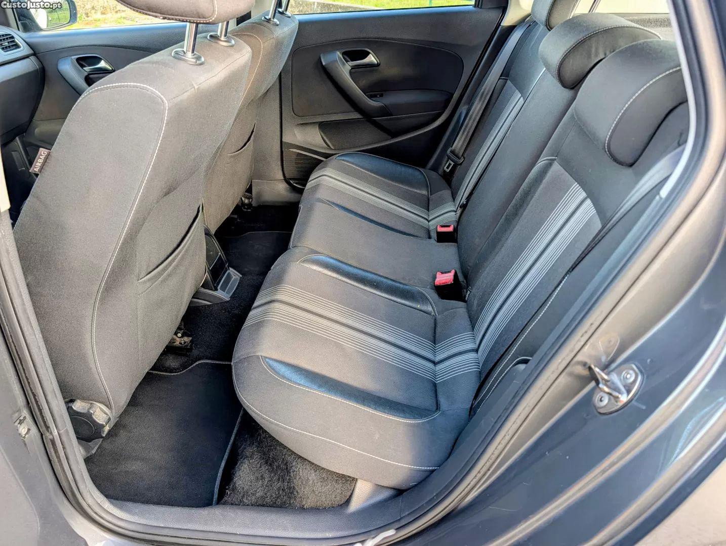 Volkswagen Polo 1.6 tdi match bluemotion — fotografia 8