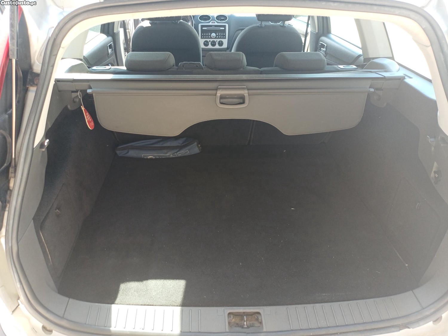 Ford Focus 1.6 tdci — fotografia 8