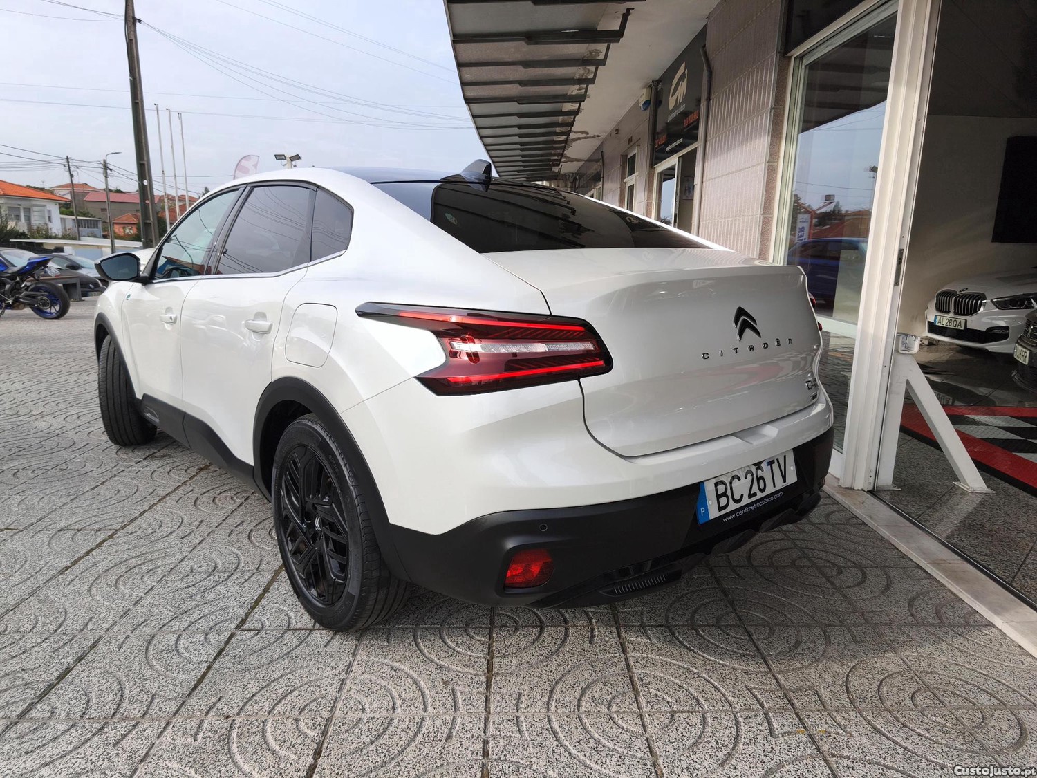 Citroën e-C4 X 54kwh 156cv E-Series Collection IVA Dedutivel - 23 — photo 3