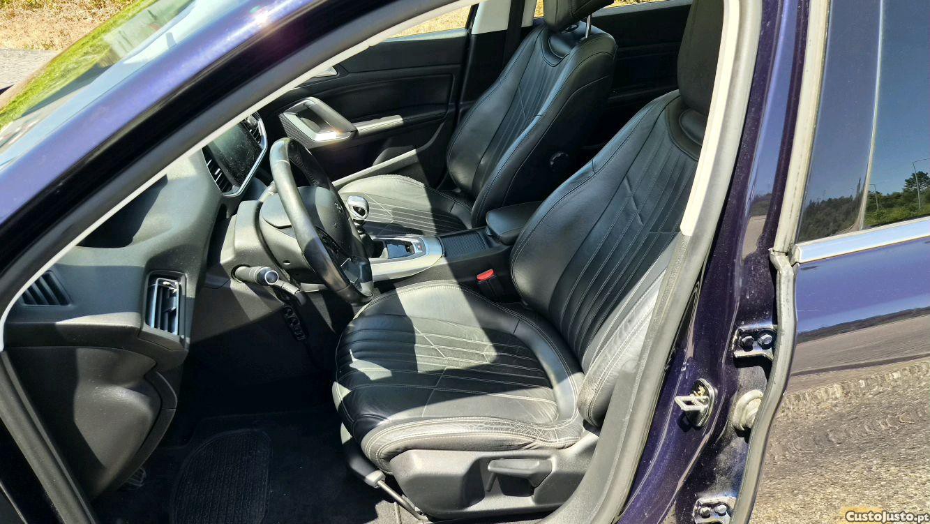 Peugeot 308 ALLURE — fotografia 5