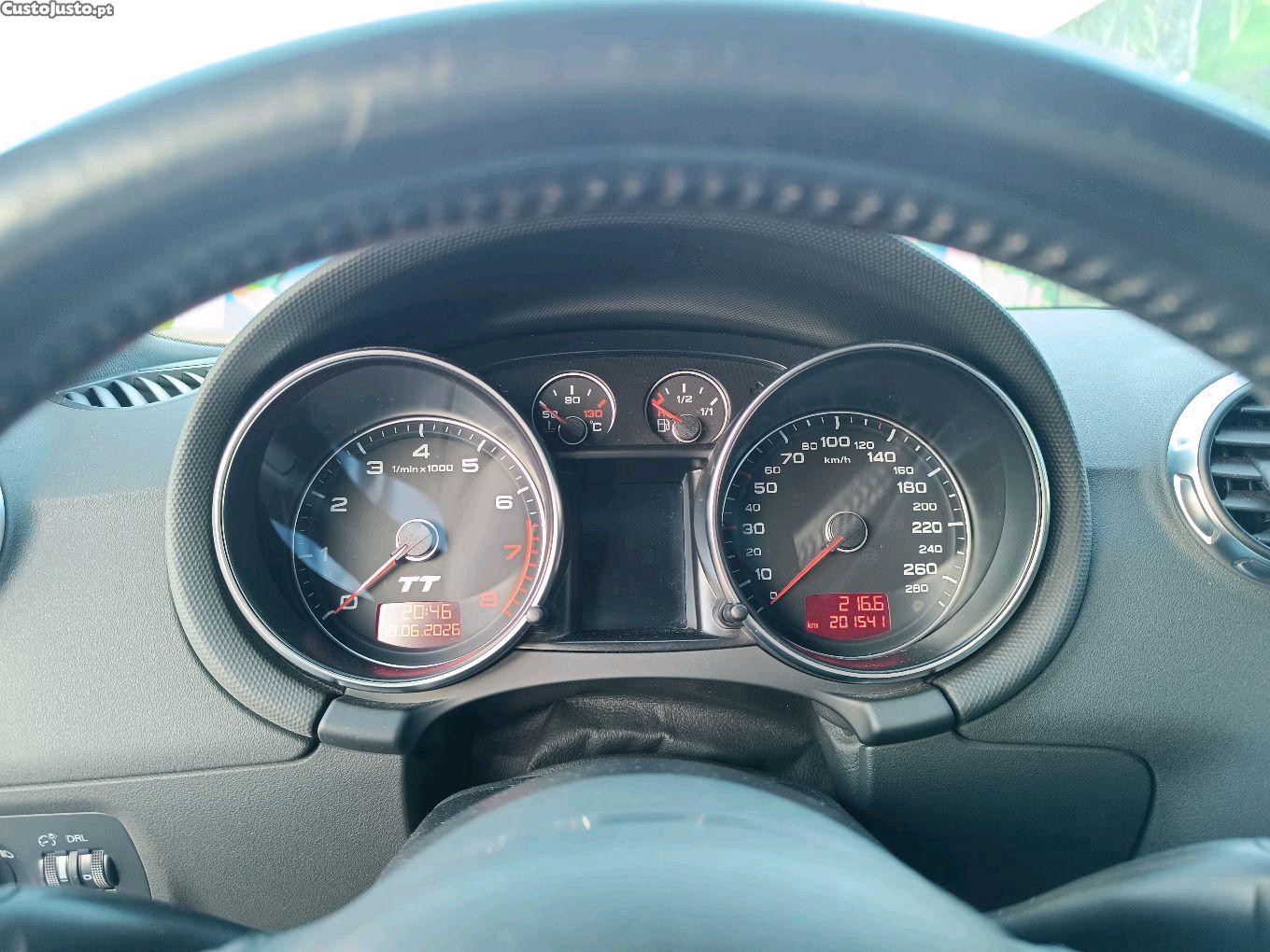 Audi TT 8j 2.0 TFSI — fotografia 3