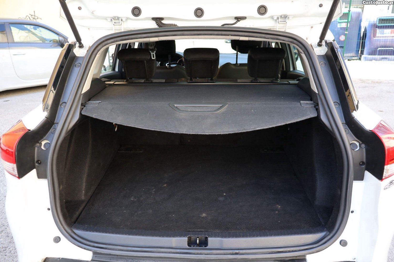 Renault Clio 1.5 Dci Tourer — fotografia 12
