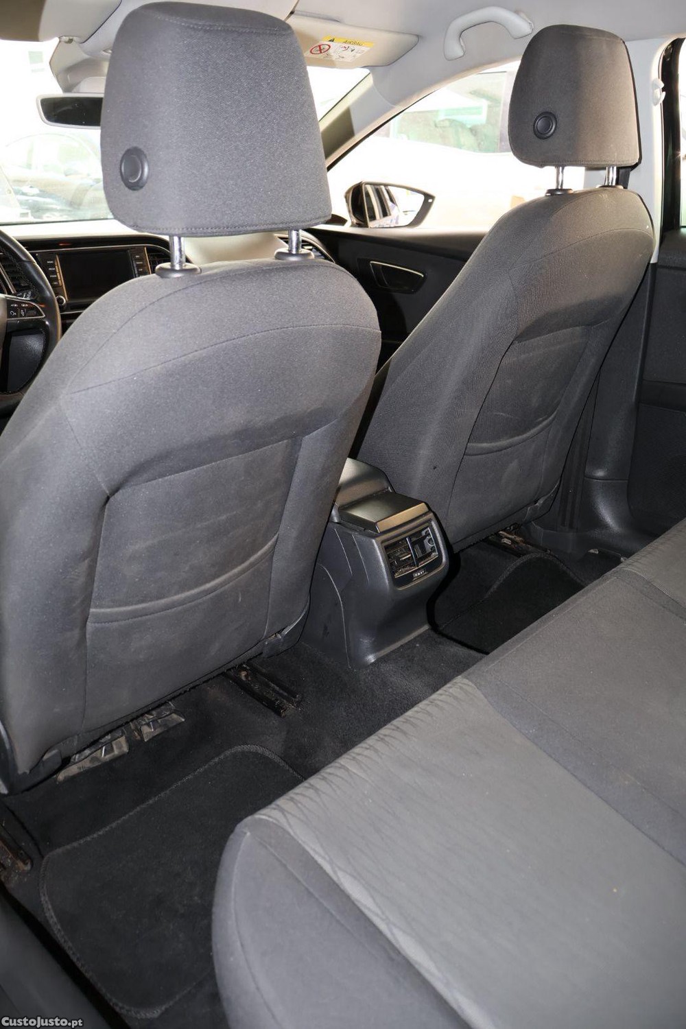 SEAT Leon 1.6 Tdi ST — fotografia 8