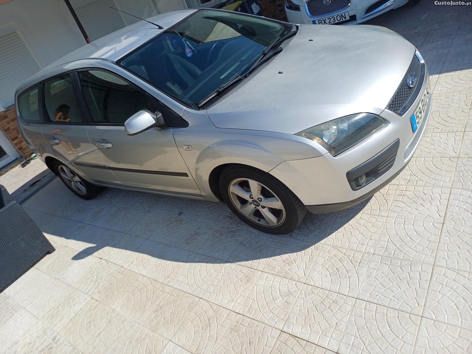 Ford Focus 1.6 tdci — fotografia 7