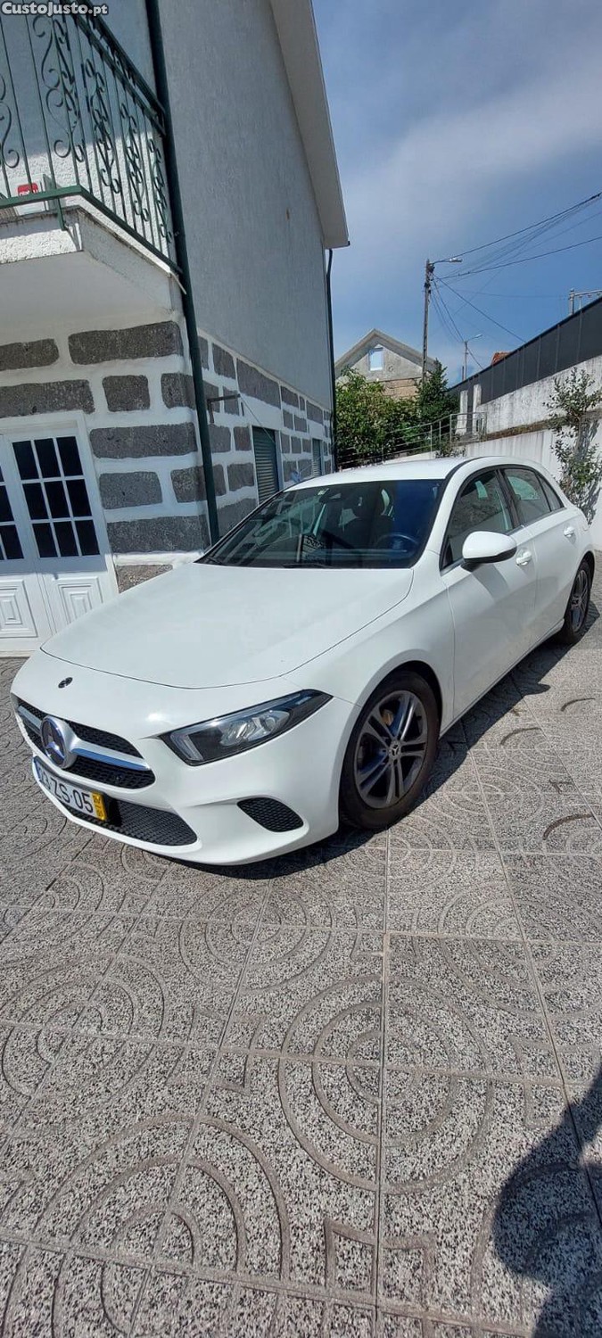 Mercedes-Benz A 180 180 D - 20 — photo 4