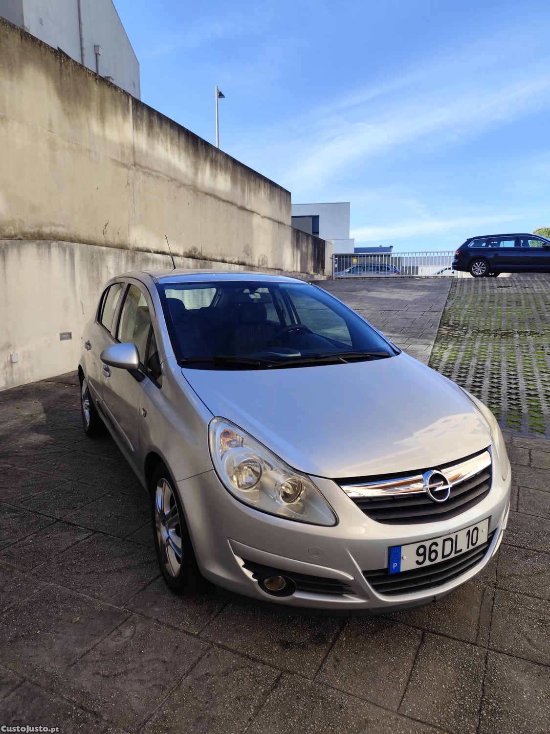 Opel Corsa 1.2 enjoi