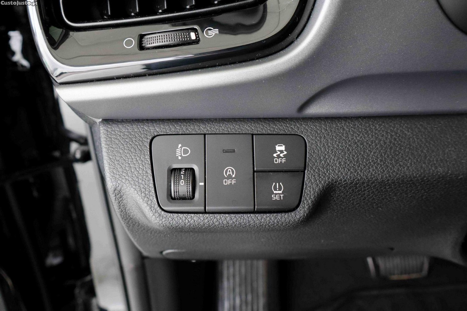 Kia Stonic 1.0 T-GDI Drive 7DCT — fotografia 18
