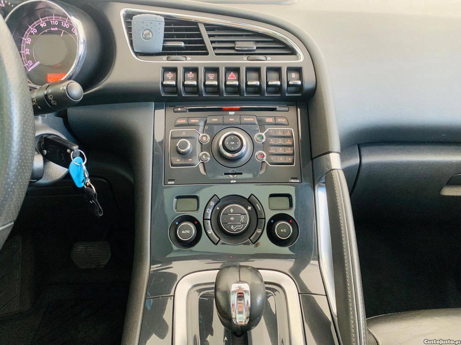 Peugeot 3008 2.0 HDi Allure J18 CVA6 — fotografia 5