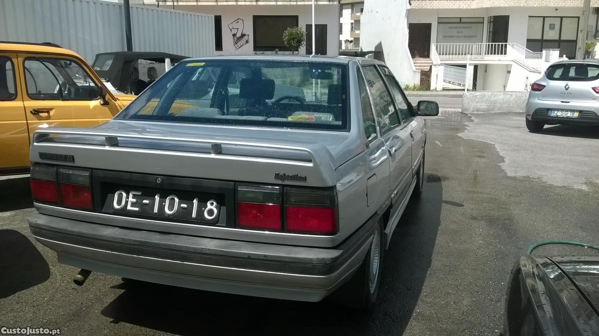 Renault 21 ligeiro passageiros — fotografia 5