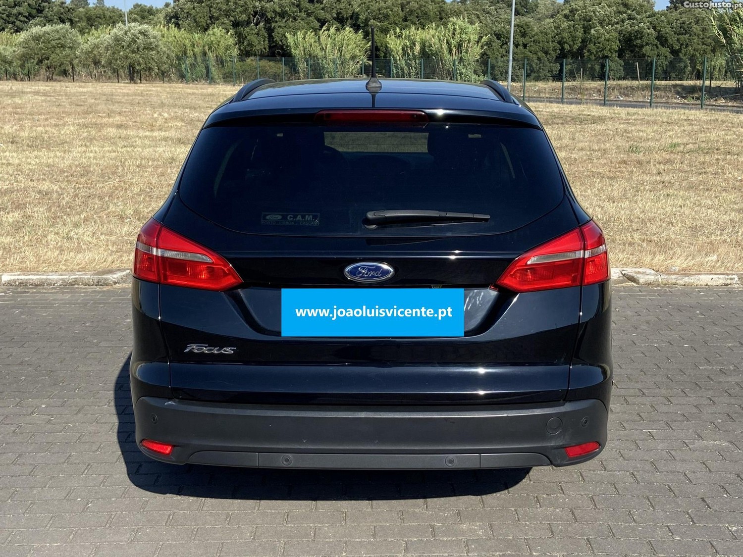 Ford Focus SW 1.5 TDCi Trend+ — fotografia 18