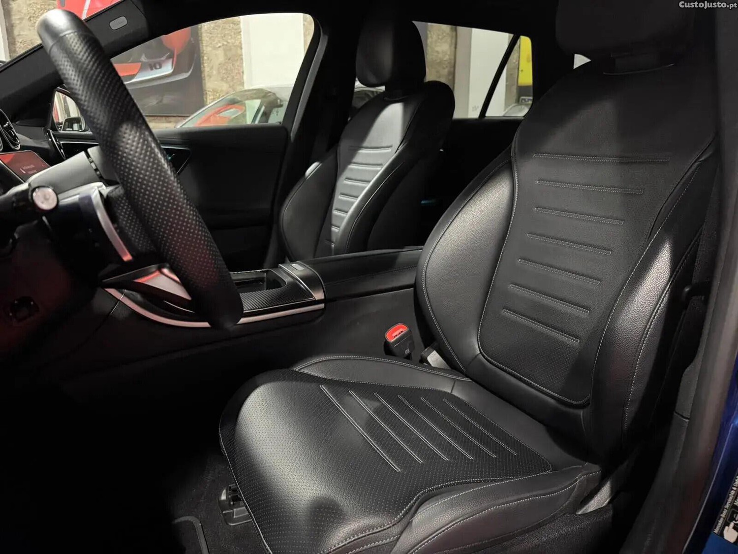 Mercedes-Benz C 300 e AMG Line — fotografia 7