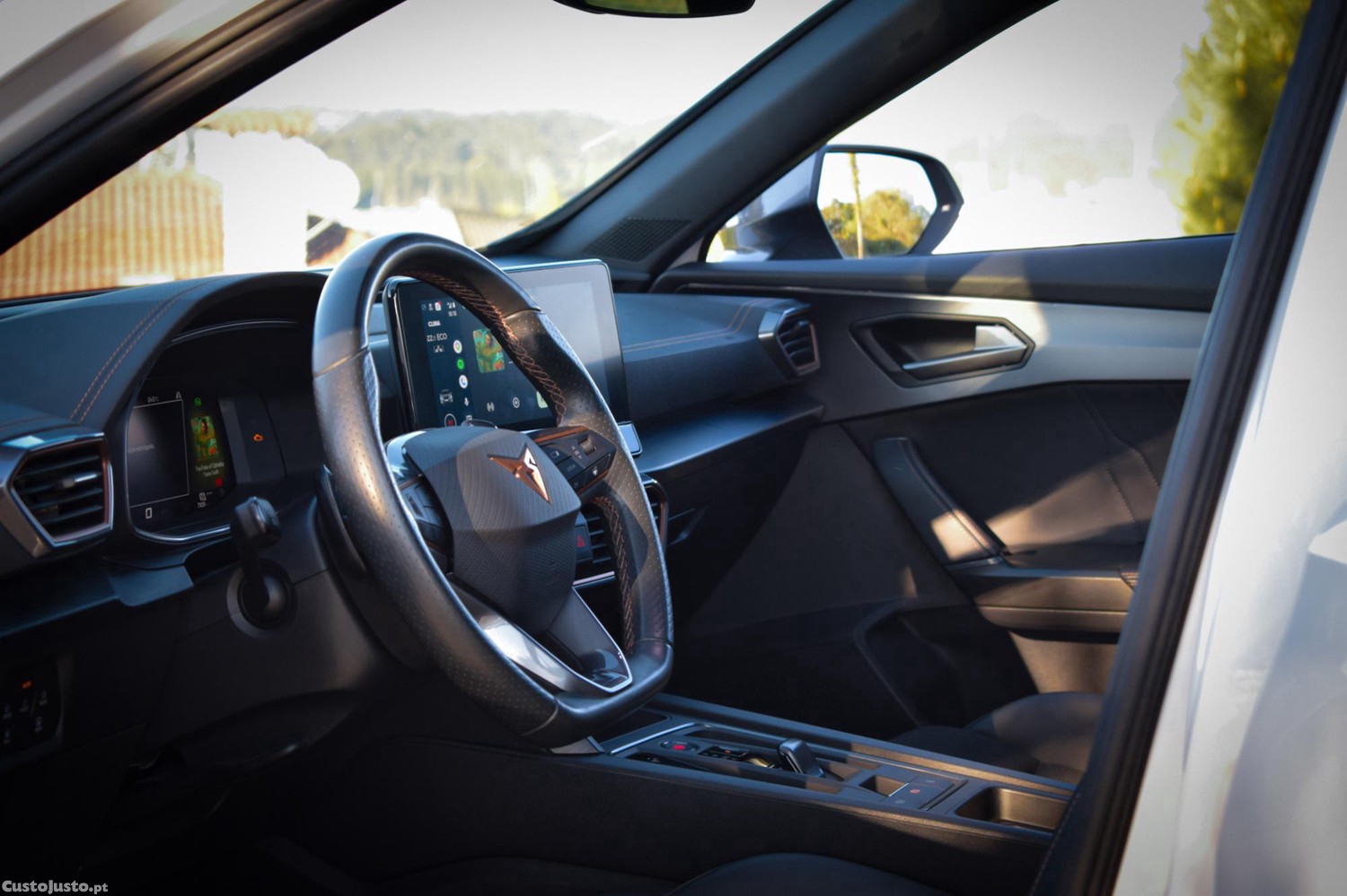 CUPRA Formentor Teto de abrir - DSG 1.4 Hybrid 204cv - 23 foto 3