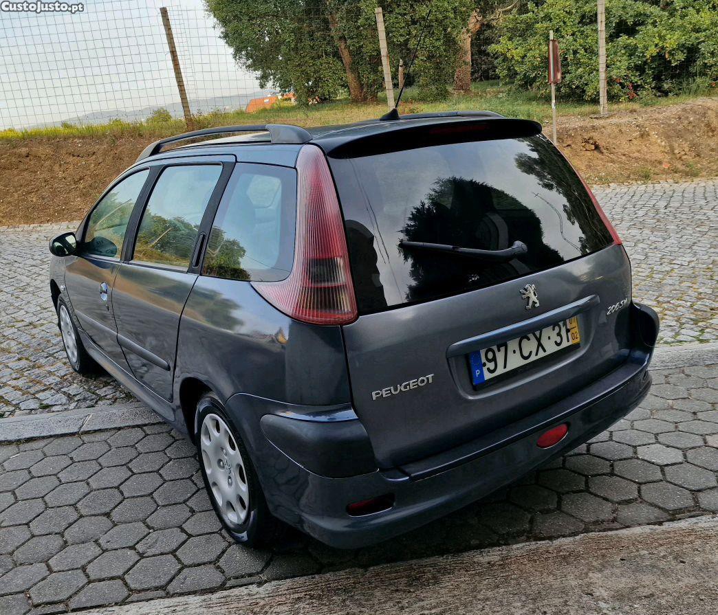 Peugeot 206 1.4i 208mil kms - 07 foto 4