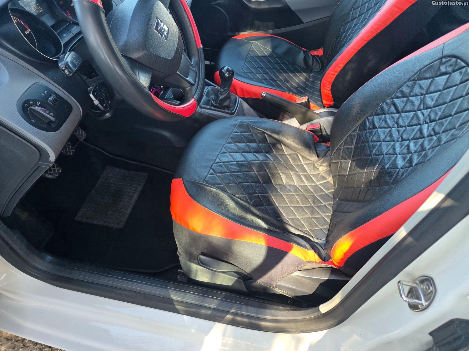 SEAT Ibiza 1600 — fotografia 3