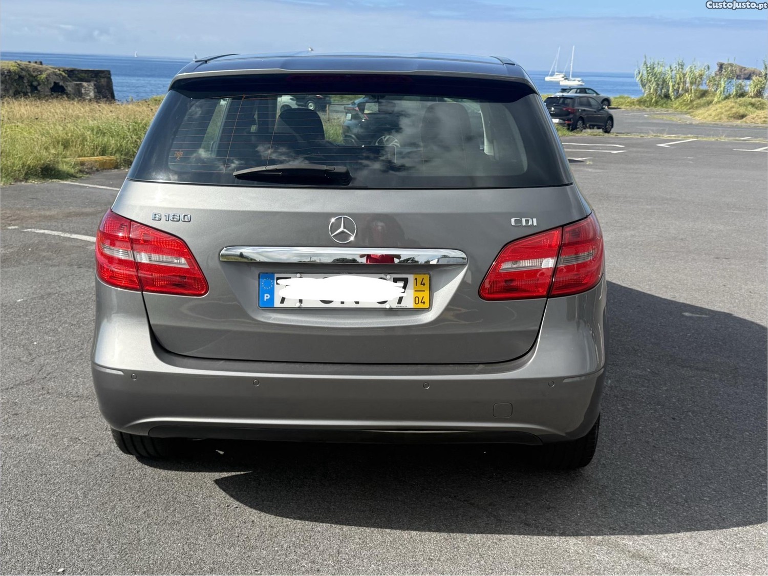 Mercedes-Benz B 180 Urban - 14 foto 5